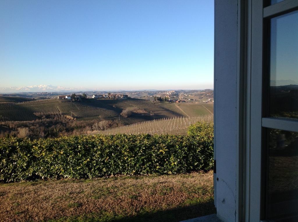 Agriturismo La Casa In Collina Canelli Zimmer foto