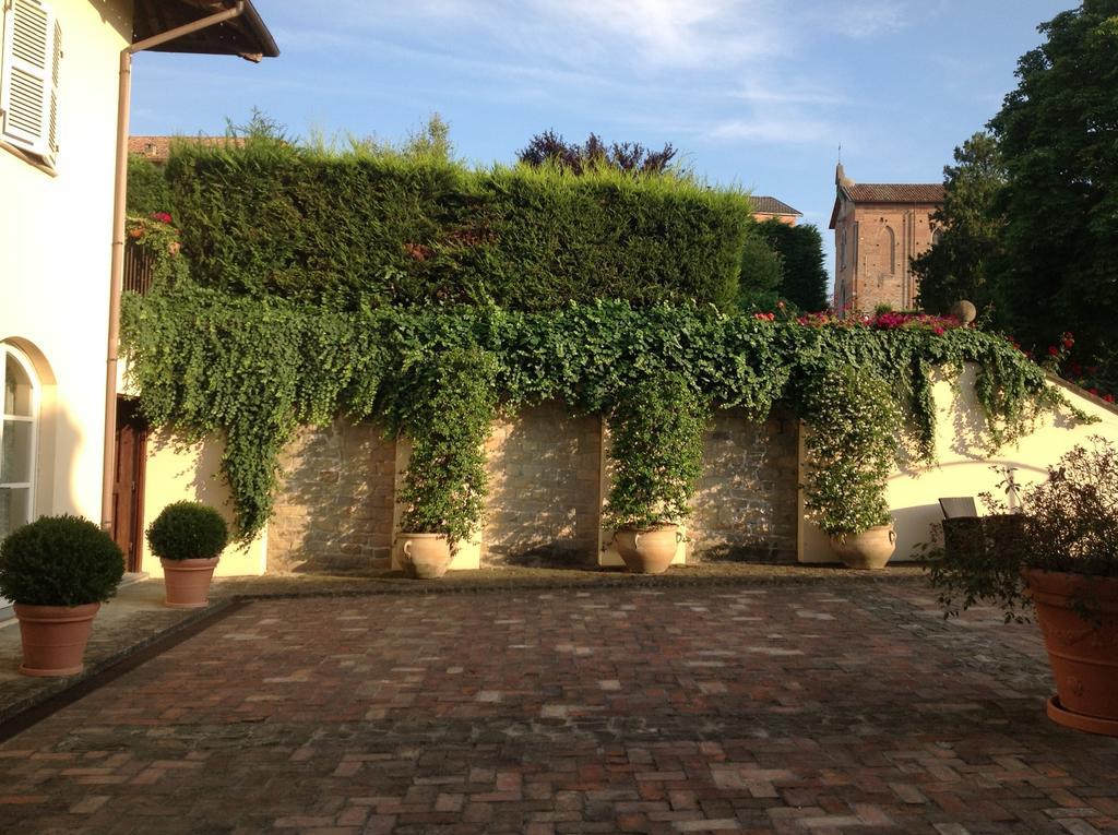 Agriturismo La Casa In Collina Canelli Exterior foto